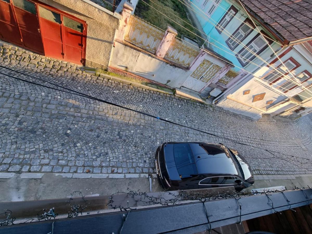 Casa Chiper - Apartament Etaj 1 Braşov Esterno foto
